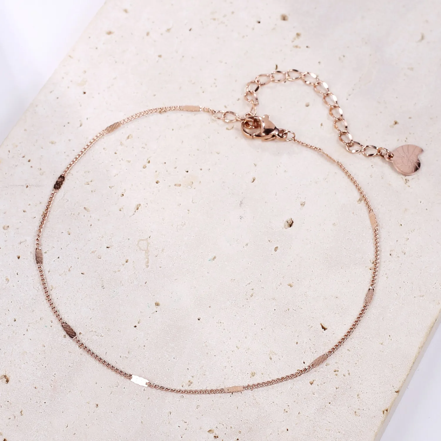 Fußkettchen | Hey Happiness Abgeflachte Fußkette im Panzerkette-Design in Rosegold Rose Gold