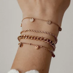 Charm Armbänder | Hey Happiness Armband Strukturierte Plättchen Anhänger in Rosegold Rose Gold