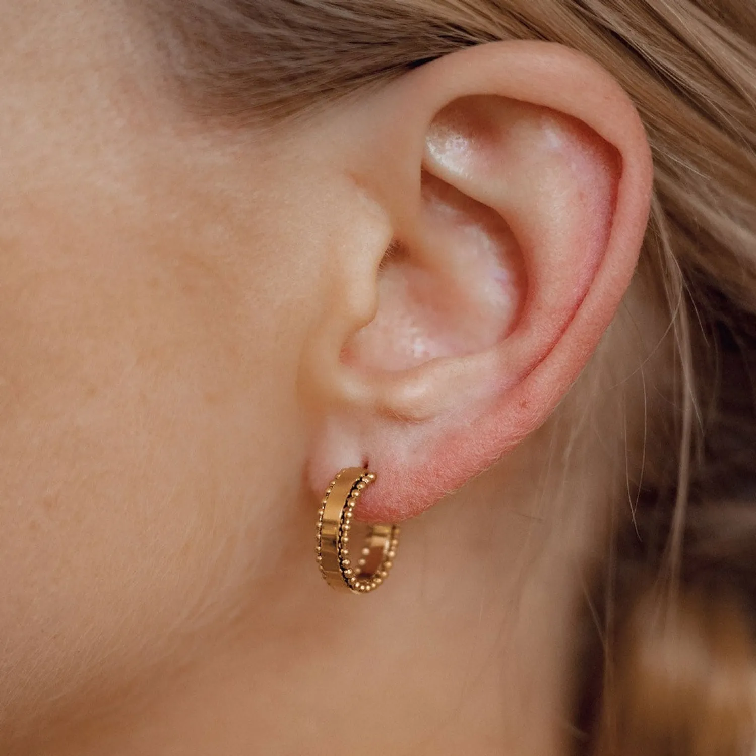 Creolen | Hey Happiness Band Creolen mit Kugeln in Gold