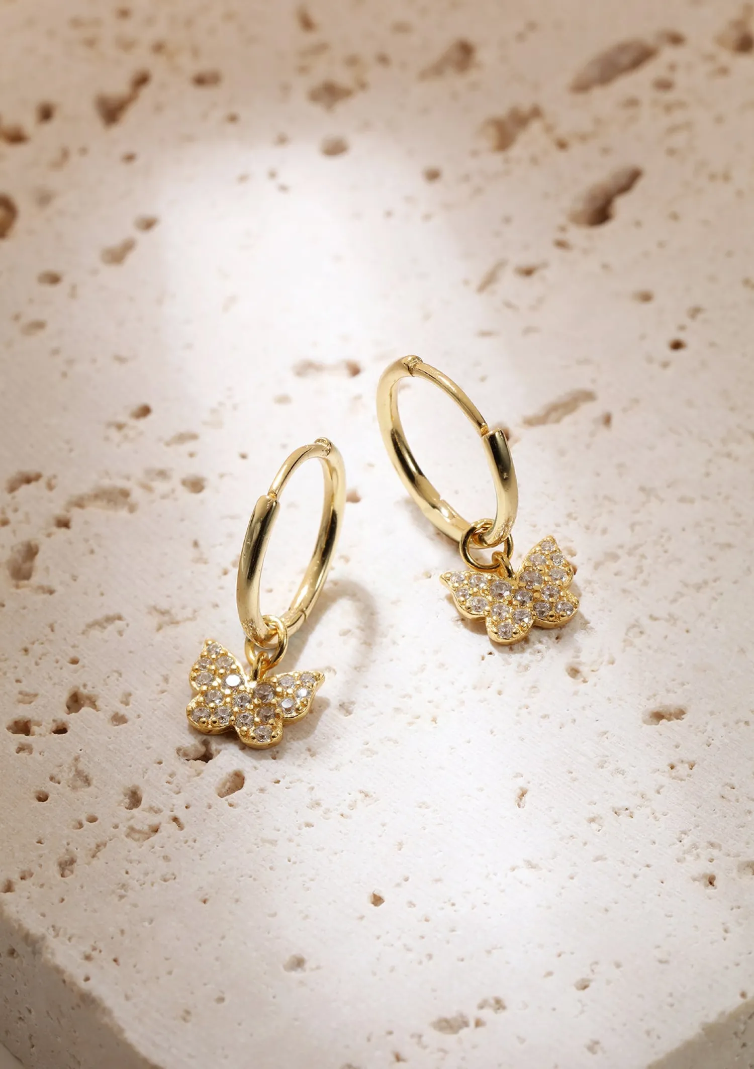 Creolen | Hey Happiness Butterfly Charm Hoop Earrings Sterling Silver Gold