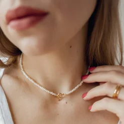 Filigrane Ketten | Choker Ketten | Hey Happiness Choker Perlenkette mit Herz Verschluss Veret Gold