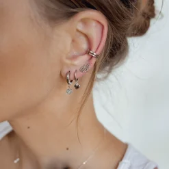 Creolen | Hey Happiness Creolen Strukturierter Kreis Anhänger in Silber Silver