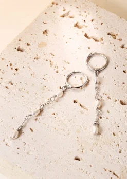 Huggie Ohrringe | Perlenohrringe | Hey Happiness Dreifache Perlen Creolen Sterlingsilber Silver