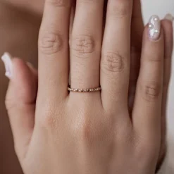 Schlichte Ringe | Hey Happiness Edelstein Pyramiden Ring aus Edelstahl