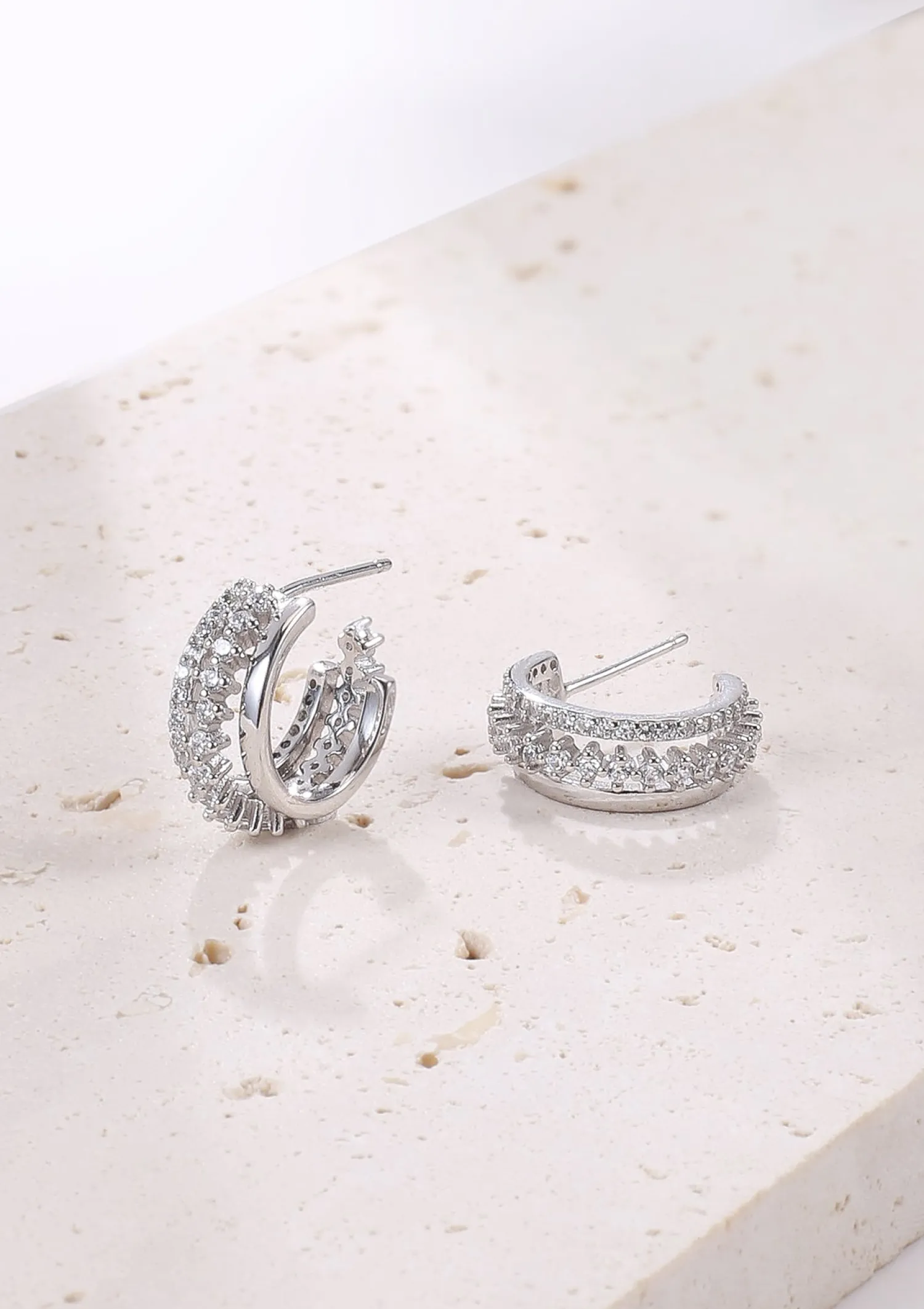 Creolen | Hey Happiness Fächerförmige Drei Bänder Creolen mit Schmucksteinen Sterlingsilber Silver