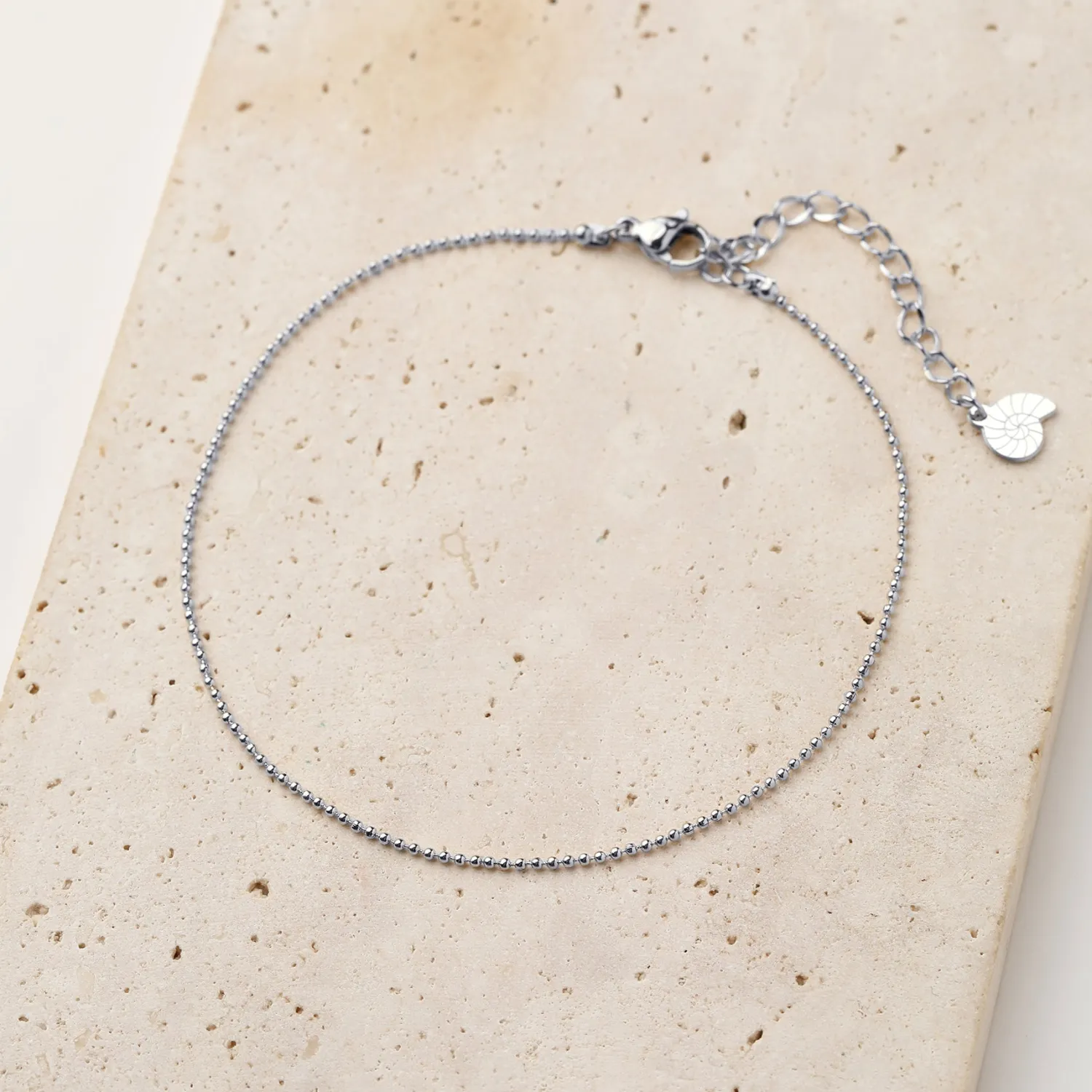 Fußkettchen | Hey Happiness Filigrane Fußkette im Kugelkette-Design in Silber Silver