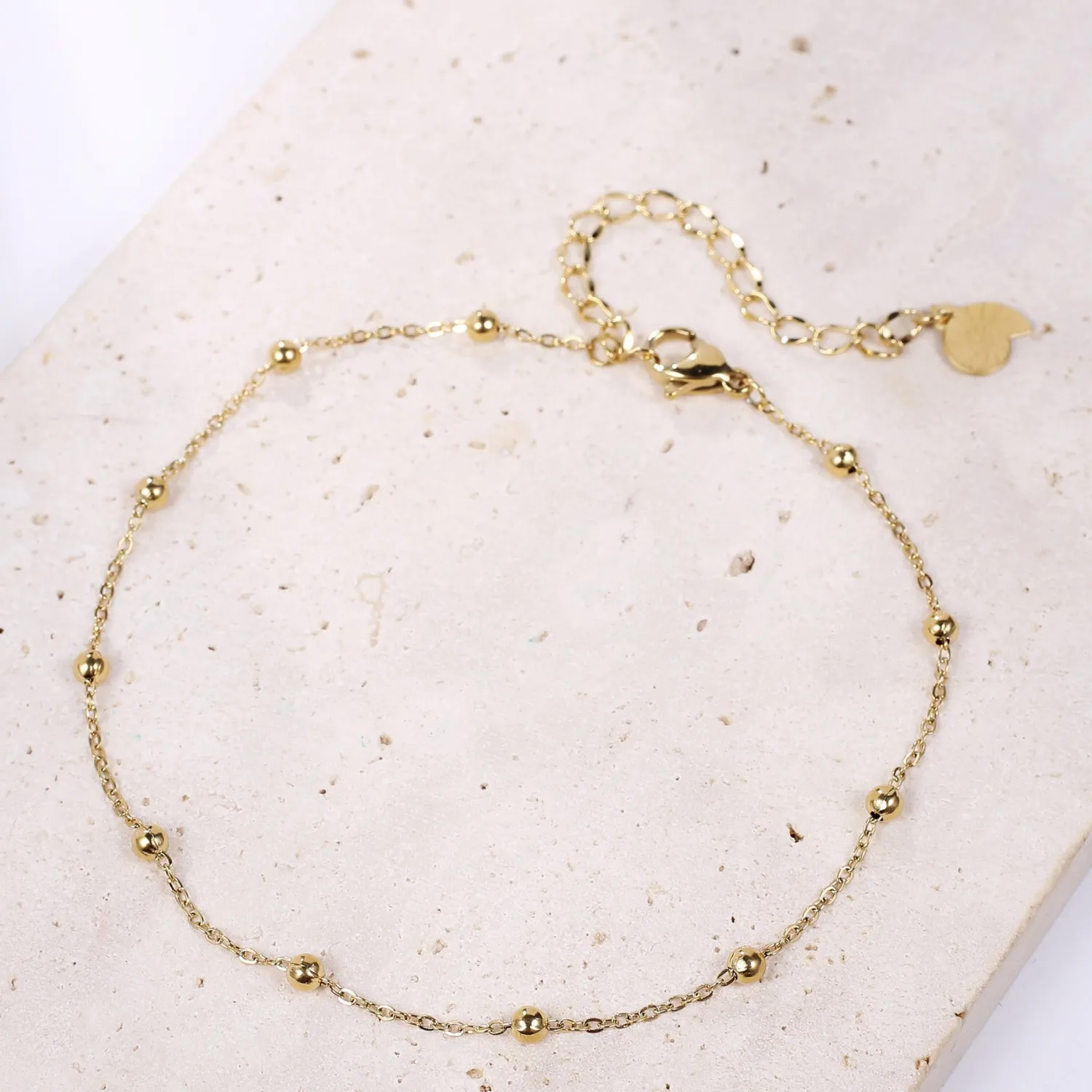 Fußkettchen | Hey Happiness Filigrane Fußkette mit Kugeln in farbe Gold