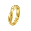 Auffällige Ringe | Hey Happiness Gekreuzter Ring aus Edelstahl Gold