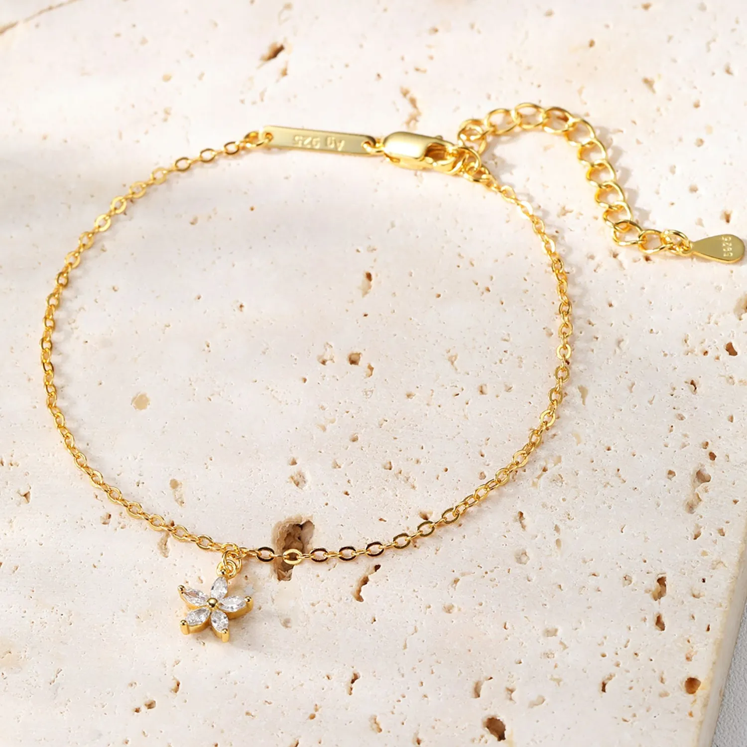 Charm Armbänder | Hey Happiness Gänseblümchen Armband Sterlingsilber