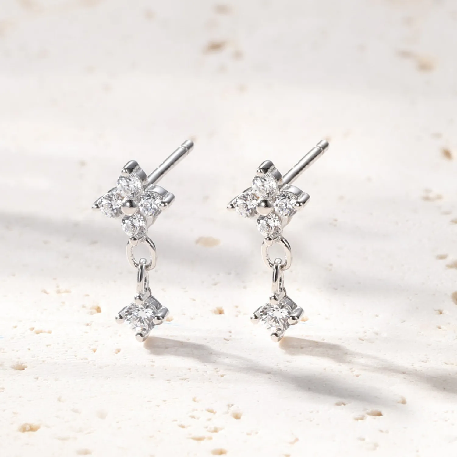 Ohrstecker | Hey Happiness Gänseblümchen Ohrringe Silber 925 Hängend