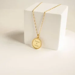 Anhänger | Filigrane Ketten | Hey Happiness Gravierbare Halskette mit rundem Anhänger aus Sterlingsilber