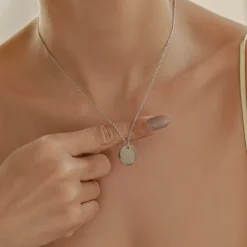 Filigrane Ketten | Hey Happiness Kette mit Kreis in Silberfarbe Silver