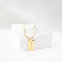 Filigrane Ketten | Hey Happiness Kette Viereck Anhänger Gold