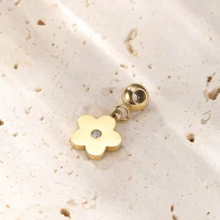 Anhänger | Hey Happiness Kleiner Zirkonia Anhänger Blume Gold