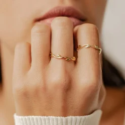 Schlichte Ringe | Hey Happiness Lorbeer Ring Sterlingsilber in Gold