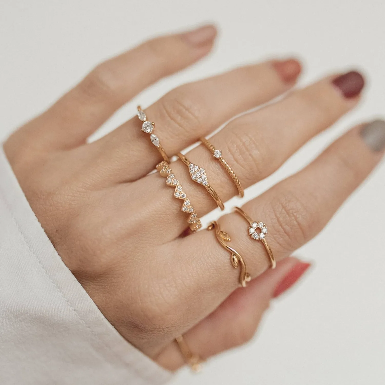Schlichte Ringe | Hey Happiness Schlanker Ring Diamant-Optik Sterlingsilber in Gold