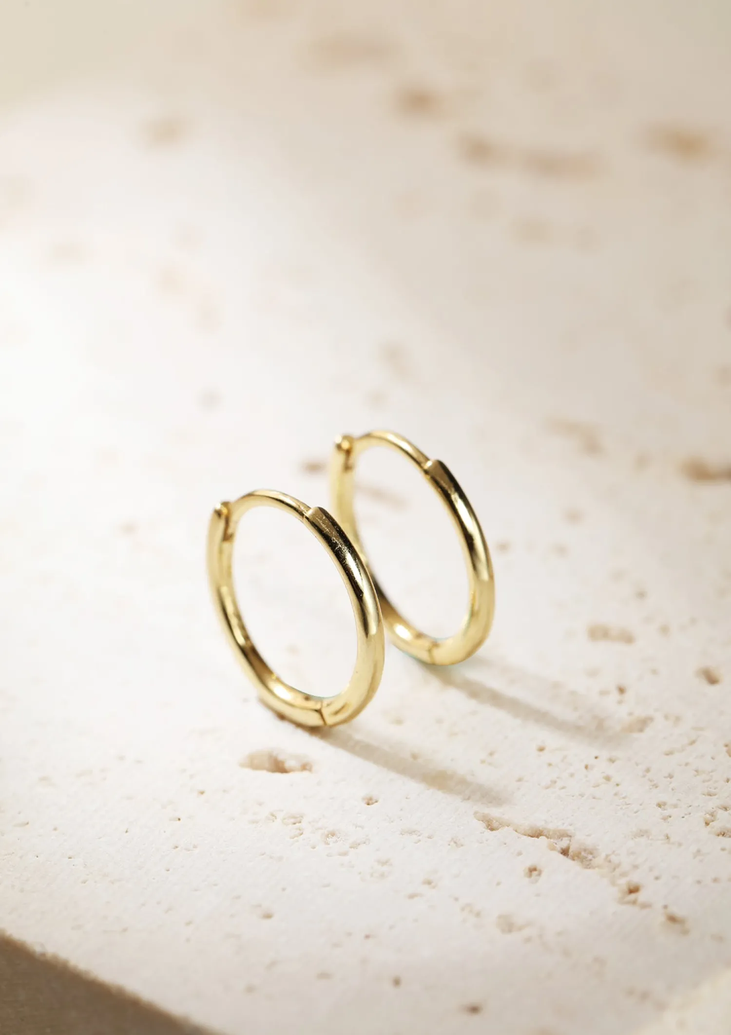 Creolen | Hey Happiness Schlichte Creolen Sterlingsilber in Gold
