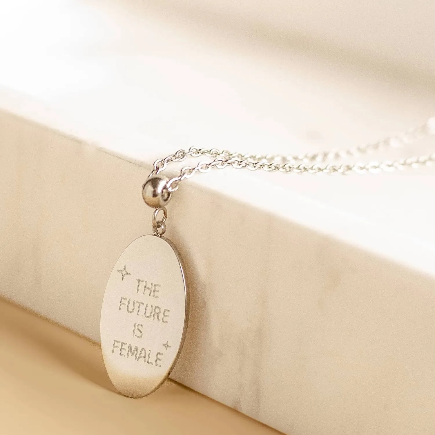 Anhänger | Hey Happiness The Future is Female Pendant Necklace
