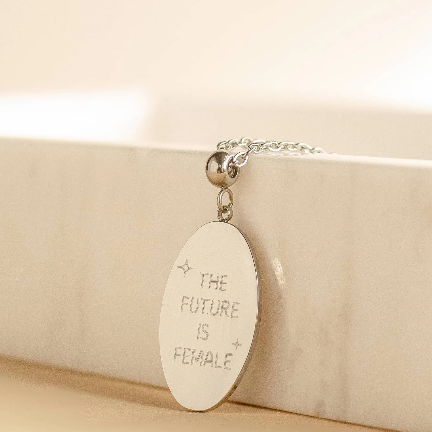 Anhänger | Hey Happiness The Future is Female Pendant Necklace