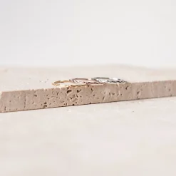 Schlichte Ringe | Hey Happiness Twist Stack Ring aus Edelstahl