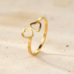 Schlichte Ringe | Hey Happiness Verbundene Herzen Ring aus Edelstahl