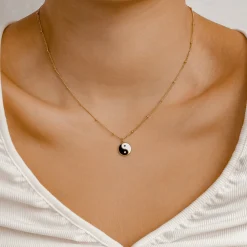 Filigrane Ketten | Hey Happiness Yin Yang Anhänger Kette im Kugelkette-Design in Gold