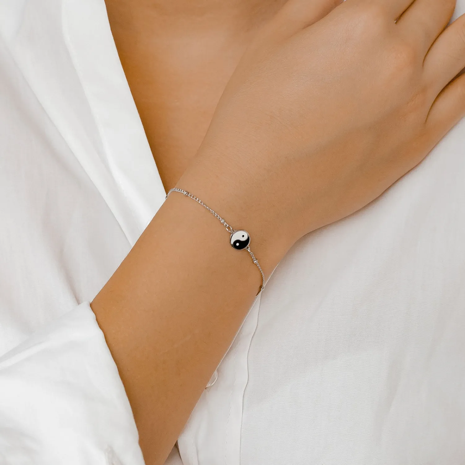 Charm Armbänder | Hey Happiness Yin Yang Armband im Kugelkette-Design in Silber Silver
