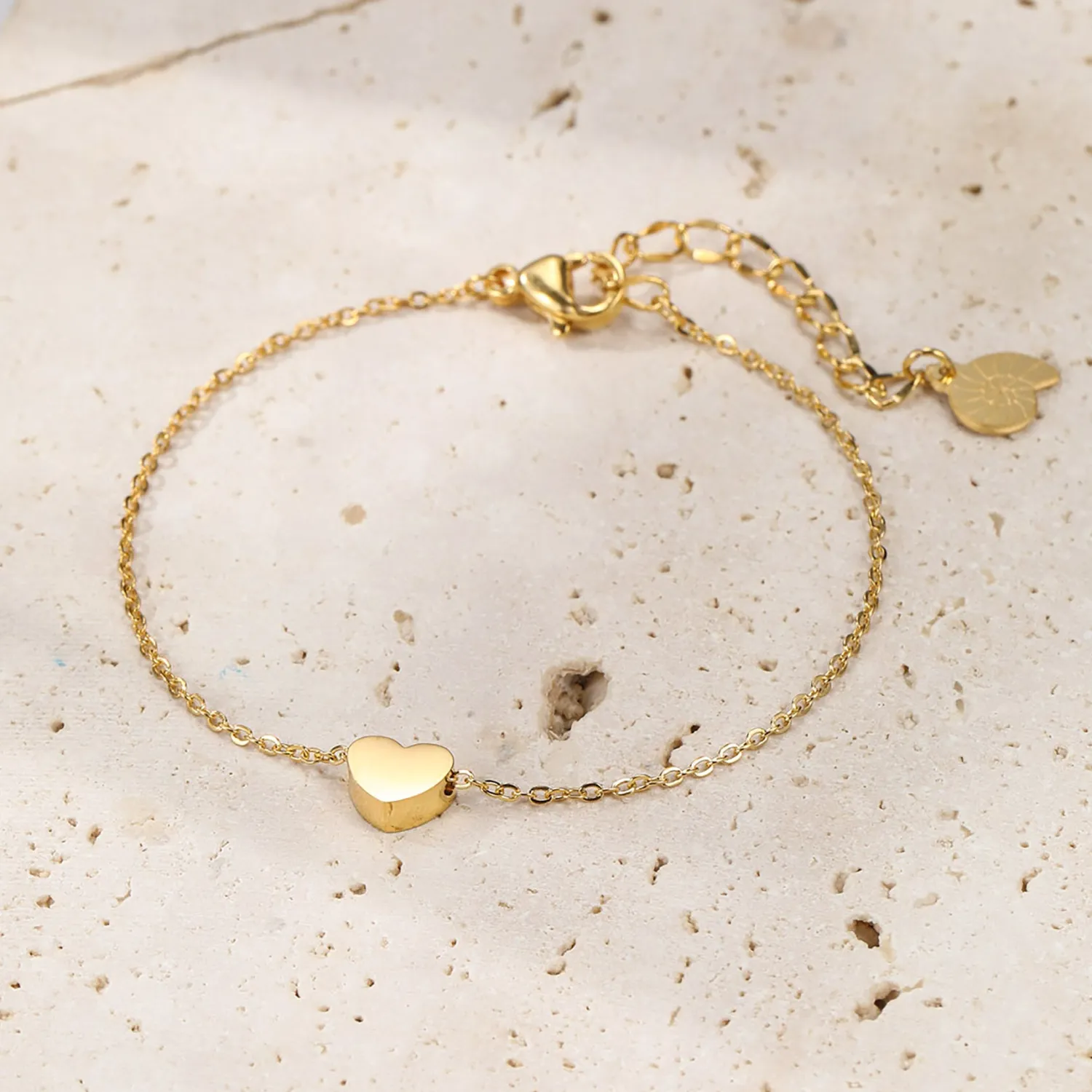 Charm Armbänder | Hey Happiness Zartes Herz Armband